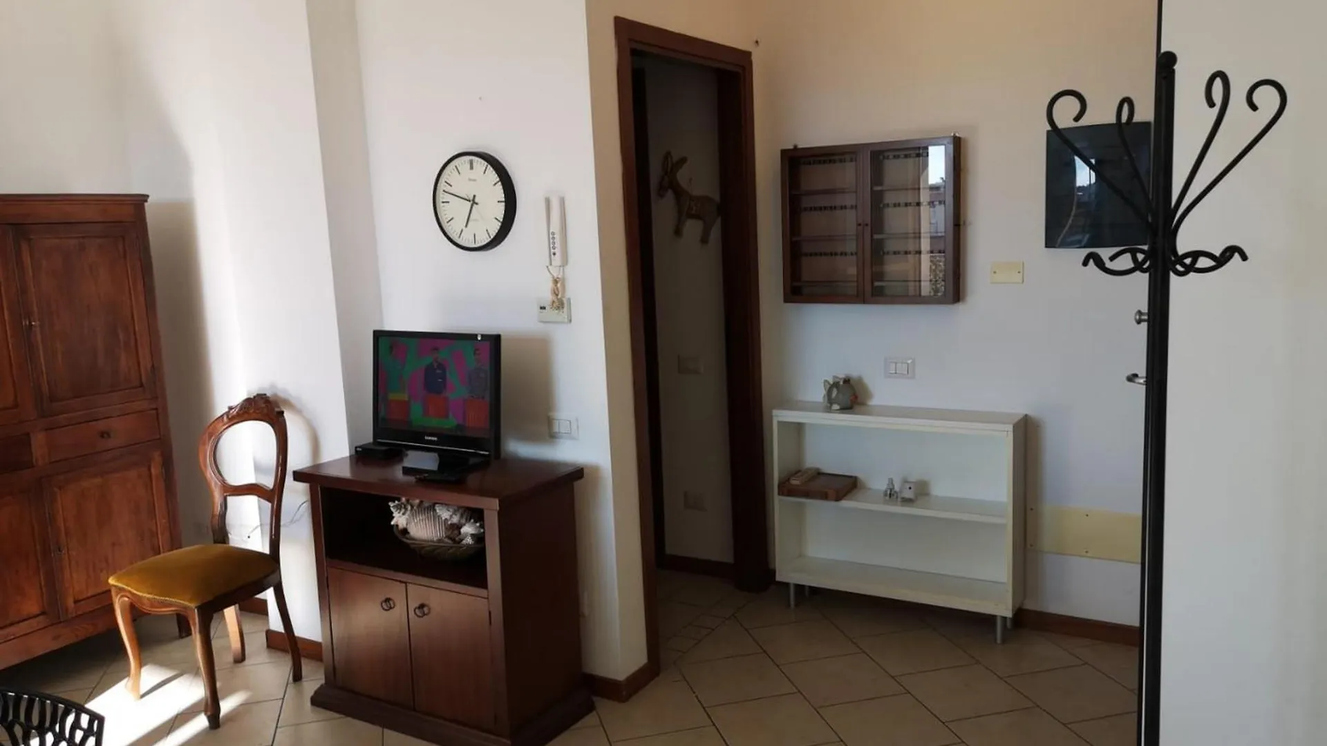 Appartamento Con Posto Auto Viareggio Apartment
