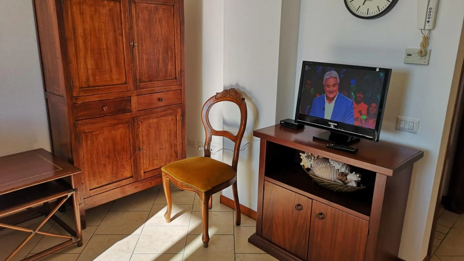 Apartment Appartamento Con Posto Auto Viareggio Italy